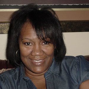 Meet your Posher, Constance